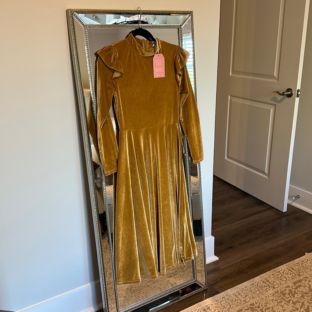 Ivy city co - size small and fits true to size / stretch.